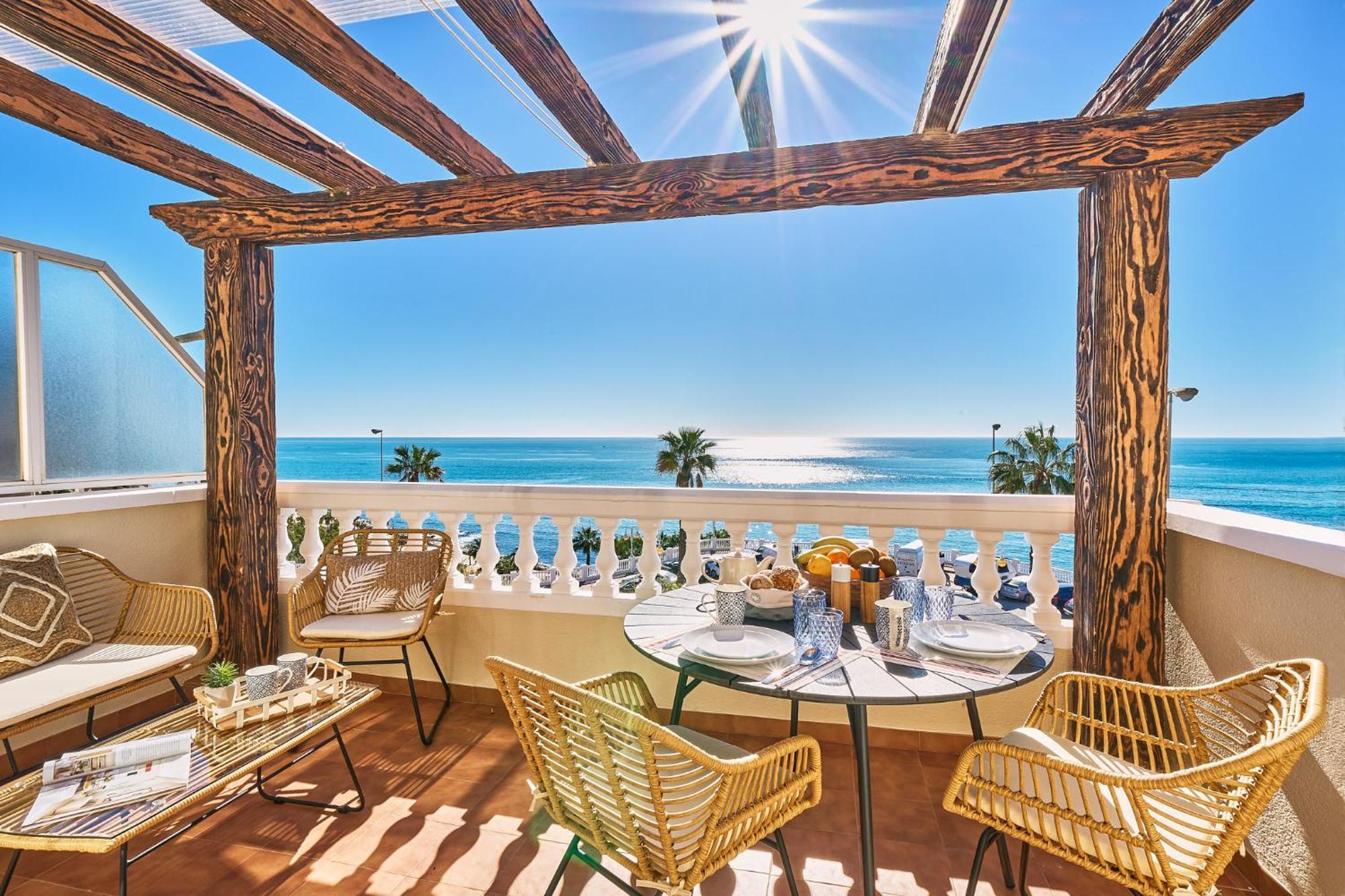 Sea La Vie By Lovely Rentals بينالماذينا المظهر الخارجي الصورة